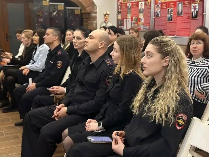 В Музее истории МВД по РСО-Алания состоялась лекция для специалистов по работе с личным составом