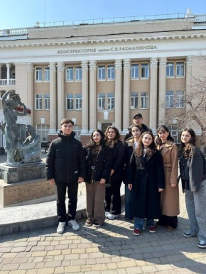 Десять призовых мест заняли студенты и преподаватели отделения народных инструментов Владикавказского колледжа искусств имени Валерия Гергиева на XXV Международном конкурсе молодых исполнителей имени Анатолия Кусякова