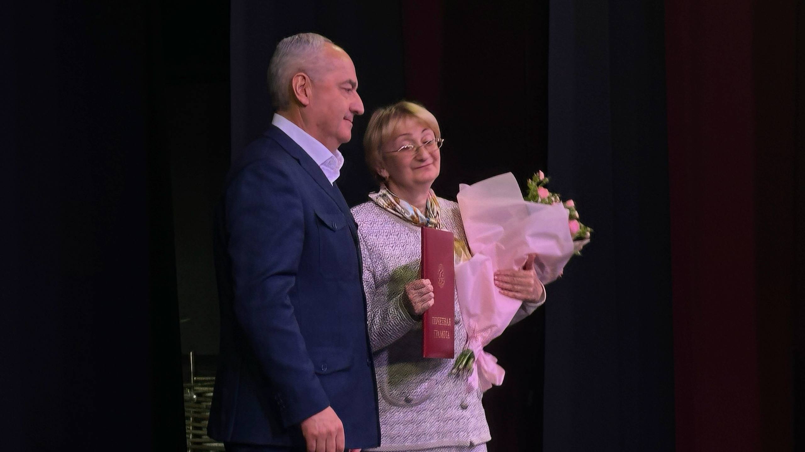 В Северной Осетии прошел финальный этап фестиваля молодёжных осетинских театров «Амыраны Рухс — 2026» В Северной Осетии прошел финальный этап фестиваля молодёжных осетинских театров «Амыраны Рухс — 2026»