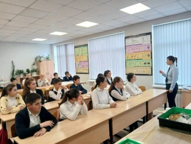 В Северной Осетии сотрудники ПДН провели уроки кибербезопасности в сельских школах Ардонского района