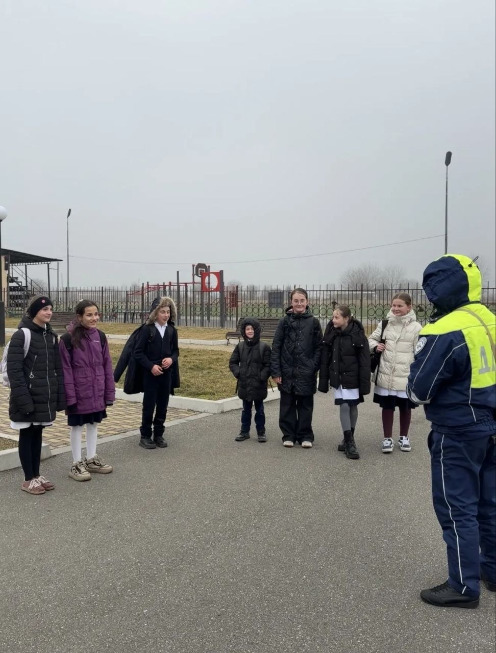 Сотрудники Госавтоинспекции Отделения МВД России по Ирафскому району провели беседы с юными пешеходами Сотрудники Госавтоинспекции Отделения МВД России по Ирафскому району провели беседы с юными пешеходами