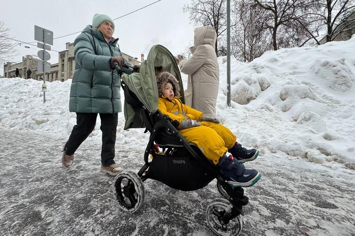 Пенсии в России: кто получит повышение в апреле 2026 года