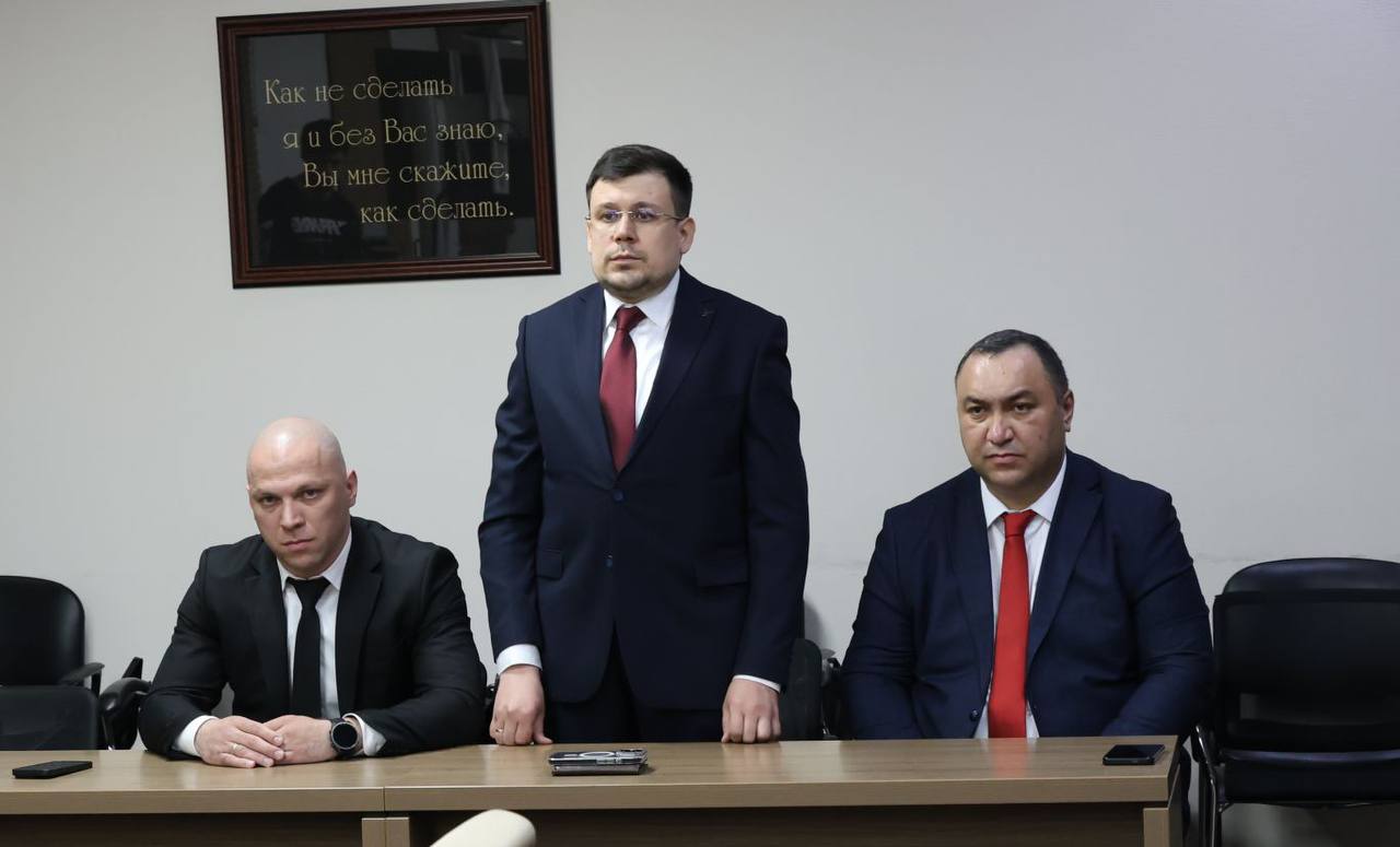 Борис Джанаев провел заседание Правительства РСО – Алания, на котором были рассмотрены более 30 актуальных вопросов и приняты решения, касающиеся благополучия граждан республики Борис Джанаев провел заседание Правительства РСО – Алания, на котором были рассмотрены более 30 актуальных вопросов и приняты решения, касающиеся благополучия граждан республики