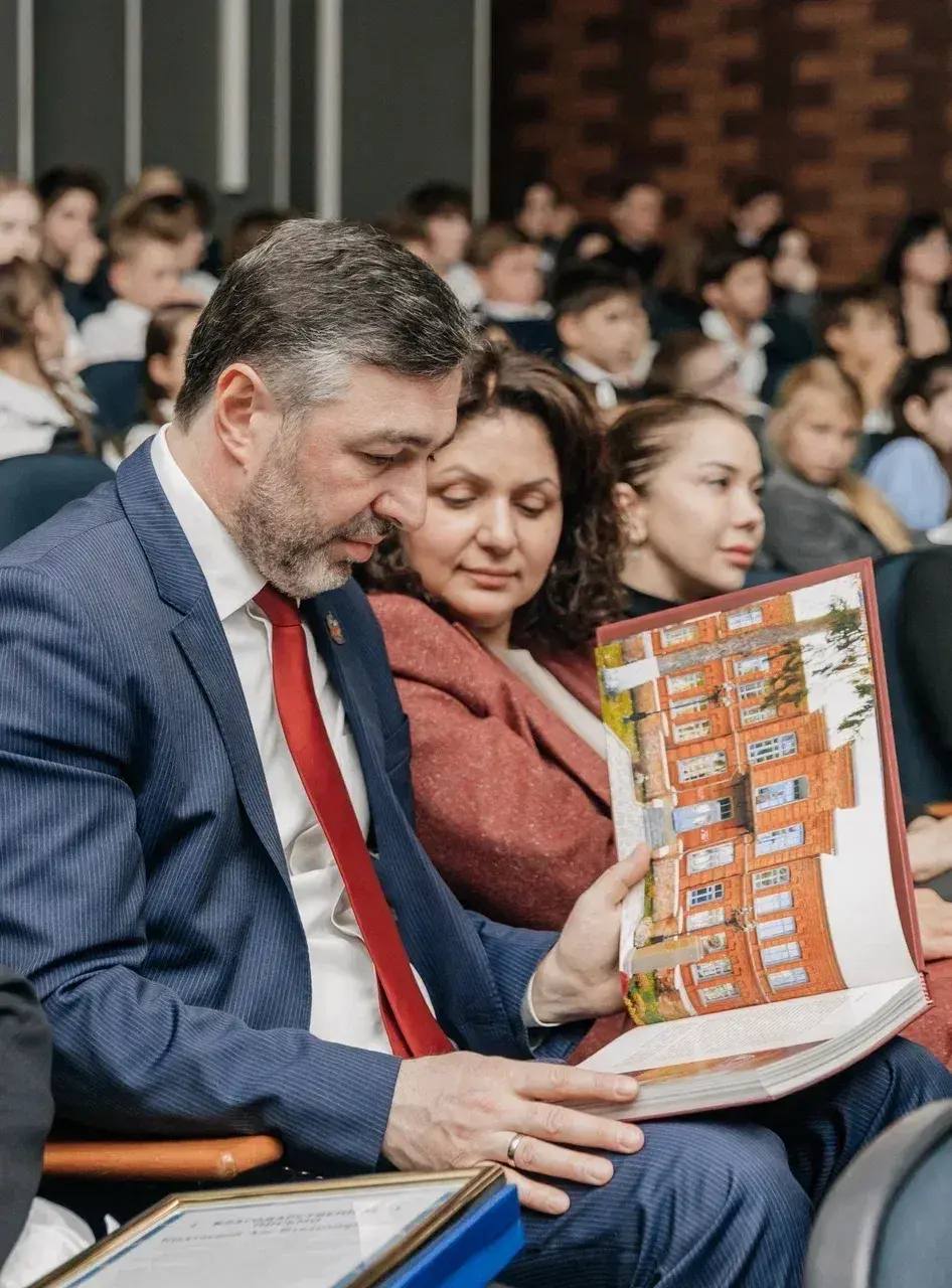 В московском филиале «Ломоносовская школа №5» ЧОУ СОШ «Ломоносовская школа» прошёл день, посвящённый Северной Осетии В московском филиале «Ломоносовская школа №5» ЧОУ СОШ «Ломоносовская школа» прошёл день, посвящённый Северной Осетии