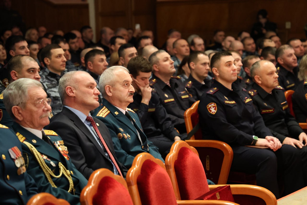 Представители руководства МВД по РСО-Алания приняли участие в торжественном мероприятии, приуроченном к 10-летию со Дня создания Росгвардии Российской Федерации Представители руководства МВД по РСО-Алания приняли участие в торжественном мероприятии, приуроченном к 10-летию со Дня создания Росгвардии Российской Федерации