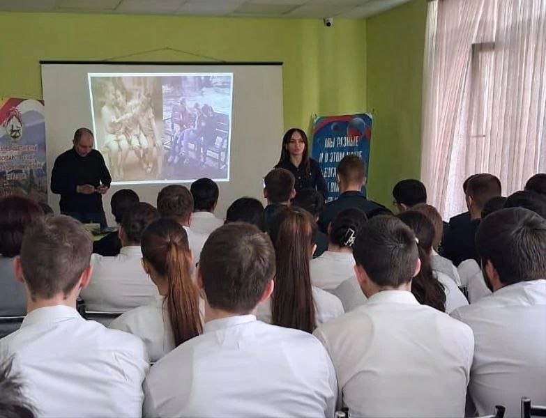 «Наркомания — острая проблема современного общества»: профилактика в колледже Правобережного района