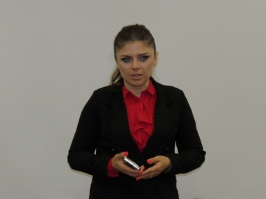 В Музее истории ОВД Северной Осетии сотрудники ЦПЭ МВД по РСО-Алания провели беседу по профилактике экстремизма и терроризма со студентами торгово-экономического колледжа