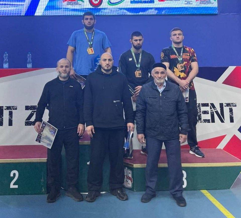 Борцы Северной Осетии завоевали шесть медалей Борцы Северной Осетии завоевали шесть медалей