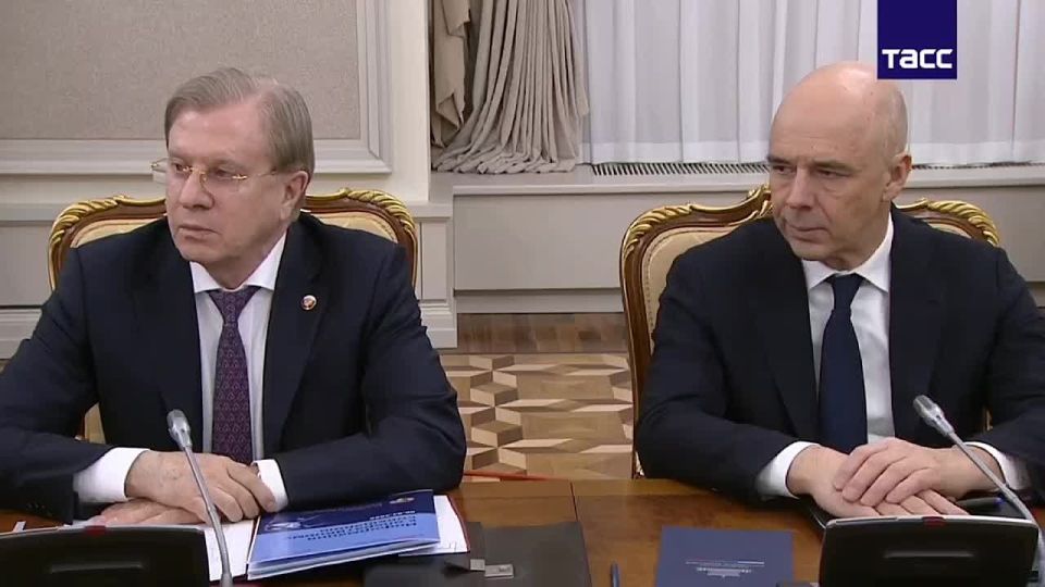 �������� ������ �� ������ ��� ������ ������� � �������������� ����������, ������� ��������������� ������������� ��� �������� � ���� ��� ��������� �������� � ��������, ������� �������� �� ���������