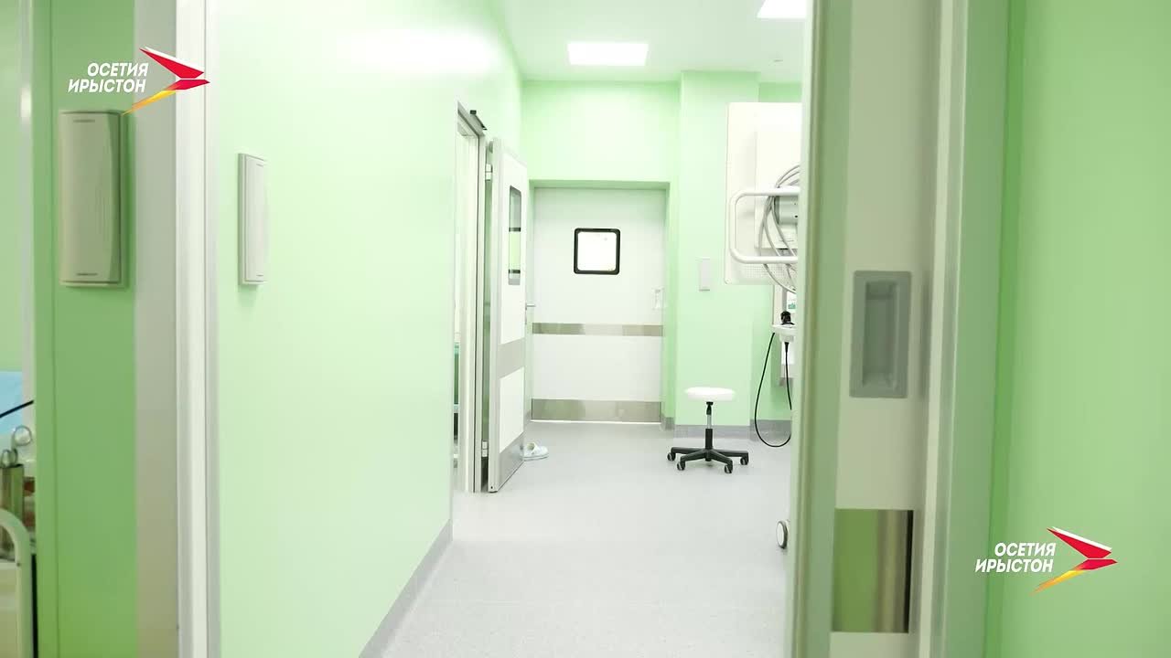 Сослан Тамазович Парастаев – сосудистый хирург, флеболог