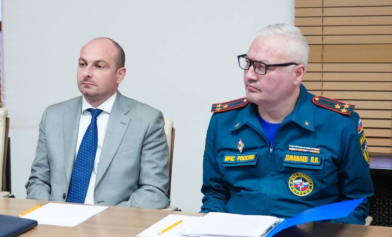 В Правительстве Северной Осетии состоялось совещание, на котором обсудили вопросы оснащенности объектов образования и контроль за соблюдением требований законодательства в этой сфере В Правительстве Северной Осетии состоялось совещание, на котором обсудили вопросы оснащенности объектов образования и контроль за соблюдением требований законодательства в этой сфере