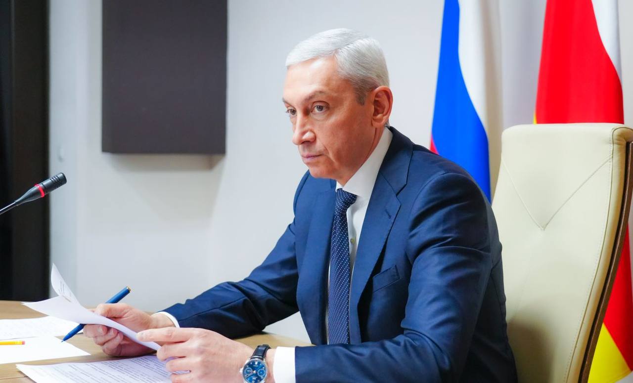 В Правительстве Северной Осетии состоялось совещание, на котором обсудили вопросы оснащенности объектов образования и контроль за соблюдением требований законодательства в этой сфере В Правительстве Северной Осетии состоялось совещание, на котором обсудили вопросы оснащенности объектов образования и контроль за соблюдением требований законодательства в этой сфере