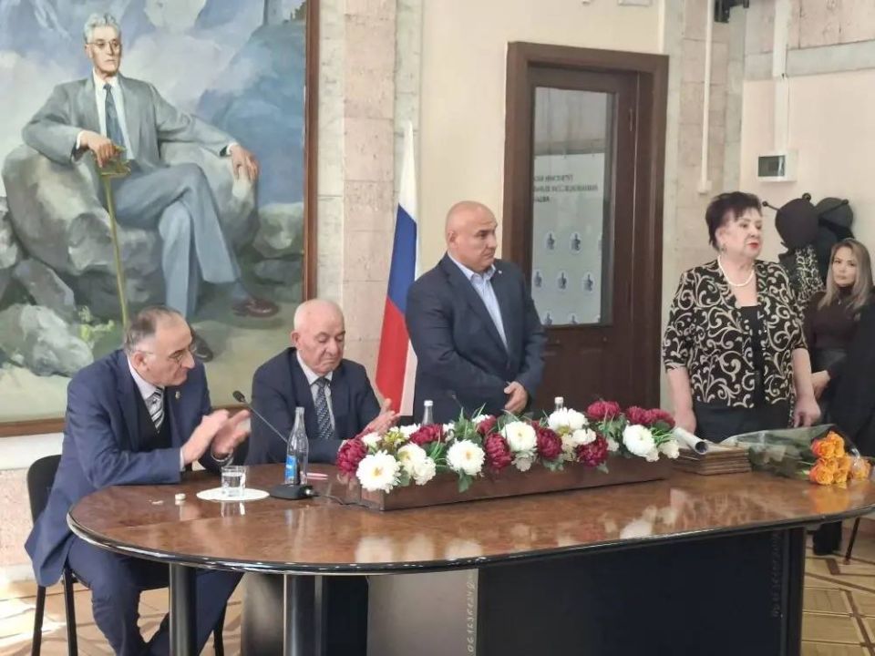 � ������ � ������������� ���������� ������� ���������� ����� ����� ���������� ������������ � ����������