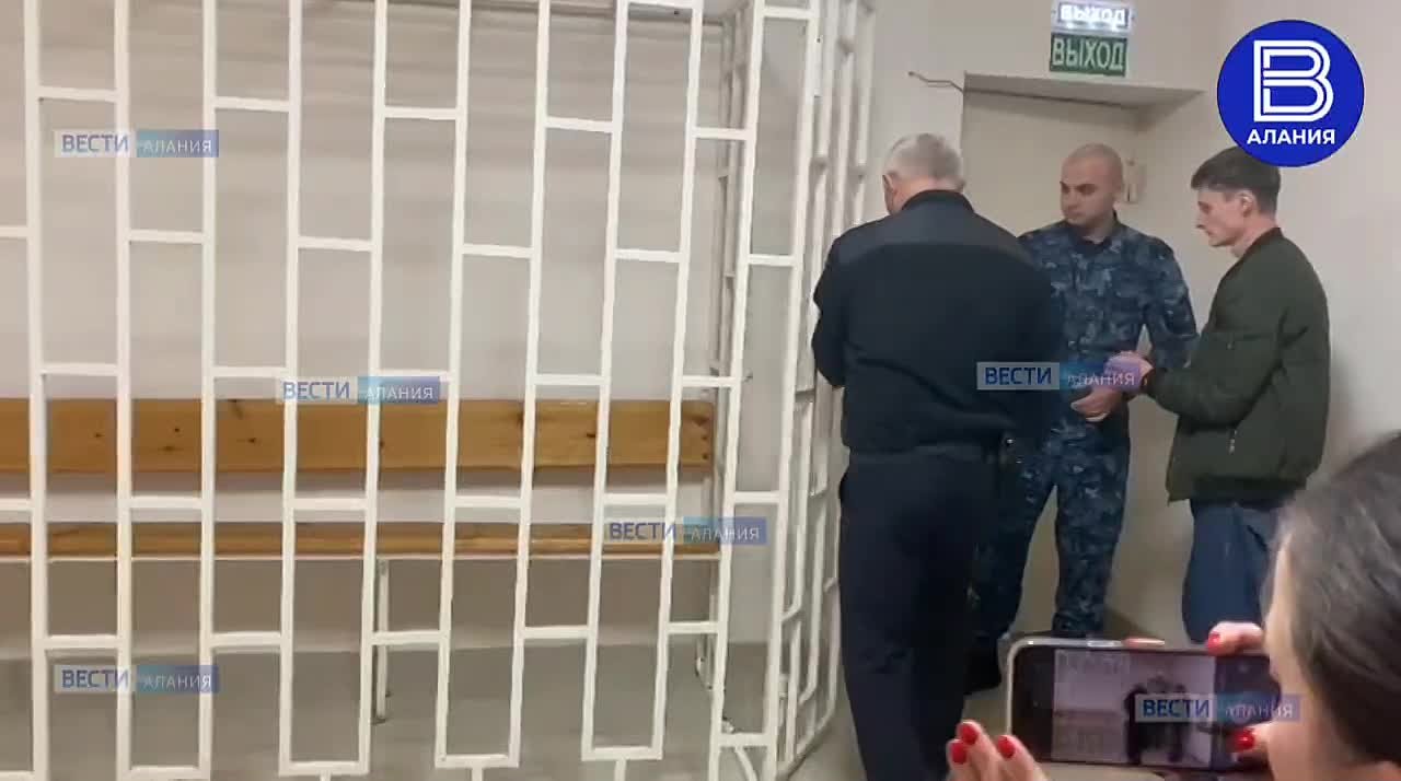 Один из организаторов производства пиротехники Усов С. В. также заключен под стражу на два месяца