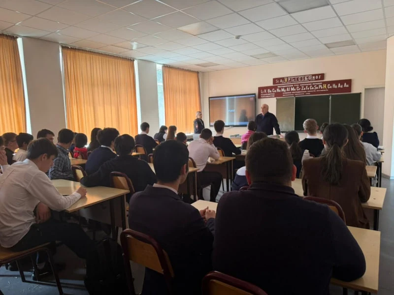 В рамках акции «Чистое поколение» сотрудники ПДН Правобережного района РСО-Алания, объединив усилия с представителями медицинского и социального секторов, рассказали молодежи о вреде наркомании В рамках акции «Чистое поколение» сотрудники ПДН Правобережного района РСО-Алания, объединив усилия с представителями медицинского и социального секторов, рассказали молодежи о вреде наркомании