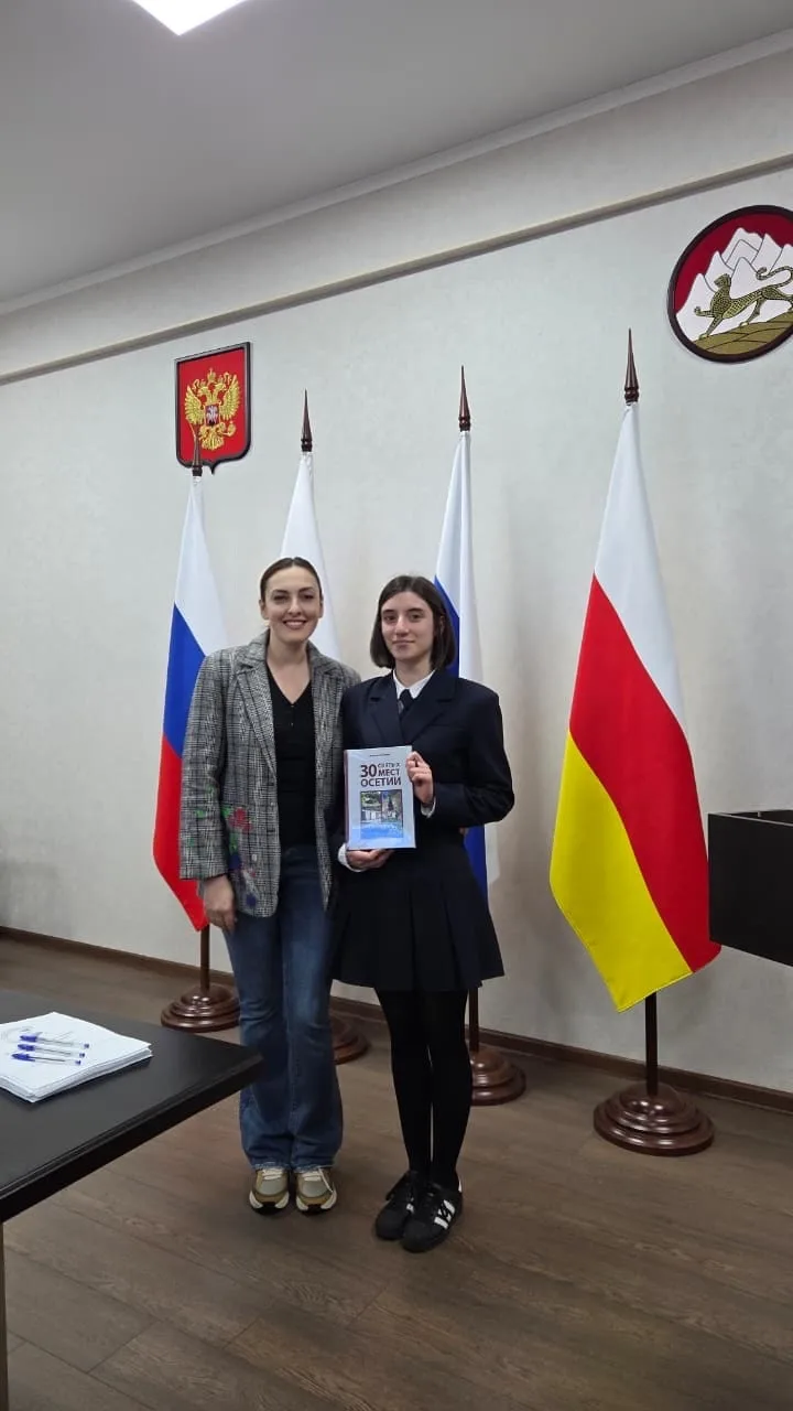 Первый рабочий день недели: в Избирательной комиссии РСО–Алания – снова многолюдно и душевно Первый рабочий день недели: в Избирательной комиссии РСО–Алания – снова многолюдно и душевно