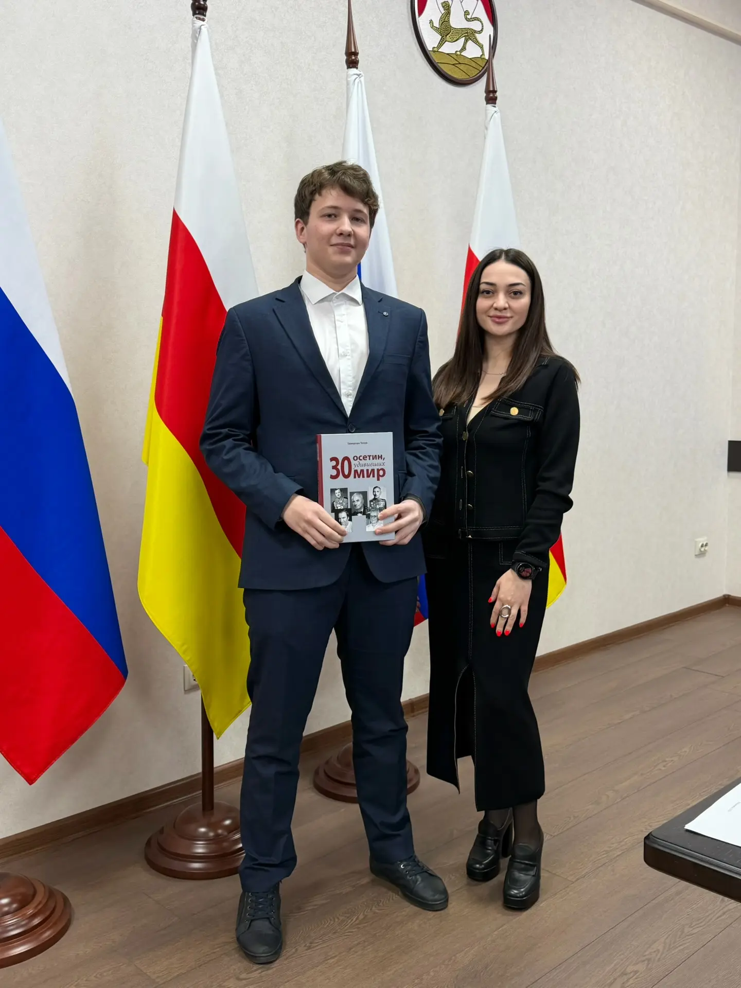 Первый рабочий день недели: в Избирательной комиссии РСО–Алания – снова многолюдно и душевно Первый рабочий день недели: в Избирательной комиссии РСО–Алания – снова многолюдно и душевно