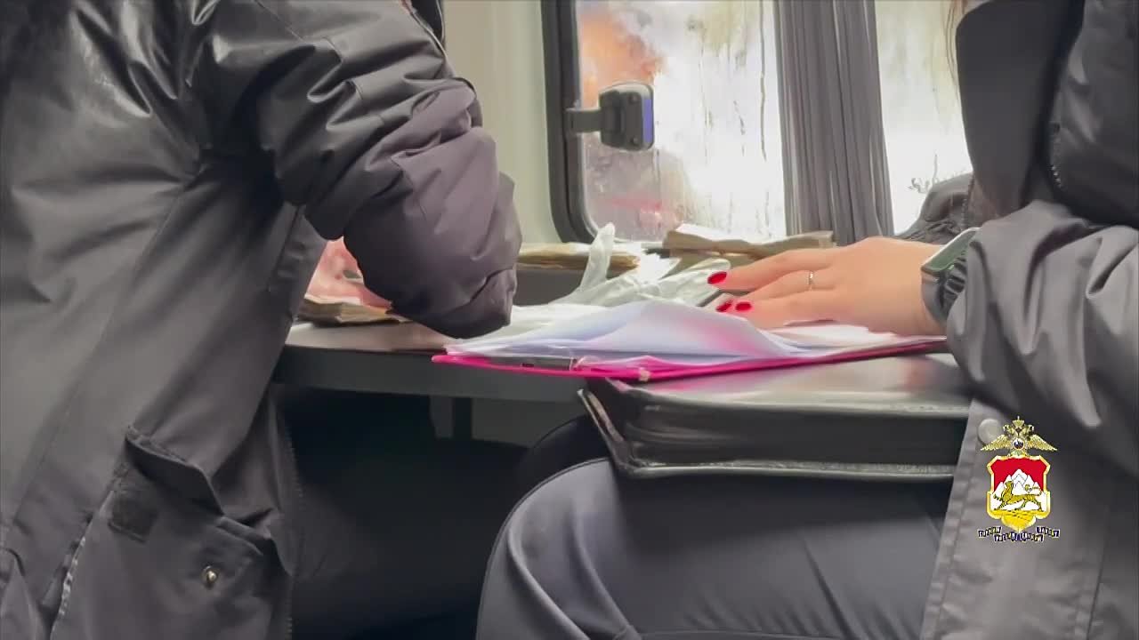 Во Владикавказе сотрудники полиции и Росгвардии пресекли разбойное нападение с захватом заложницы