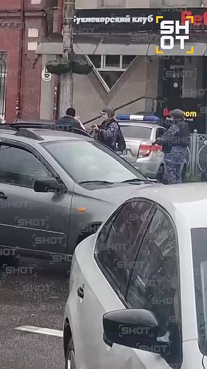 Напавшим на букмекерскую контору во Владикавказе оказался бывший футбольный судья