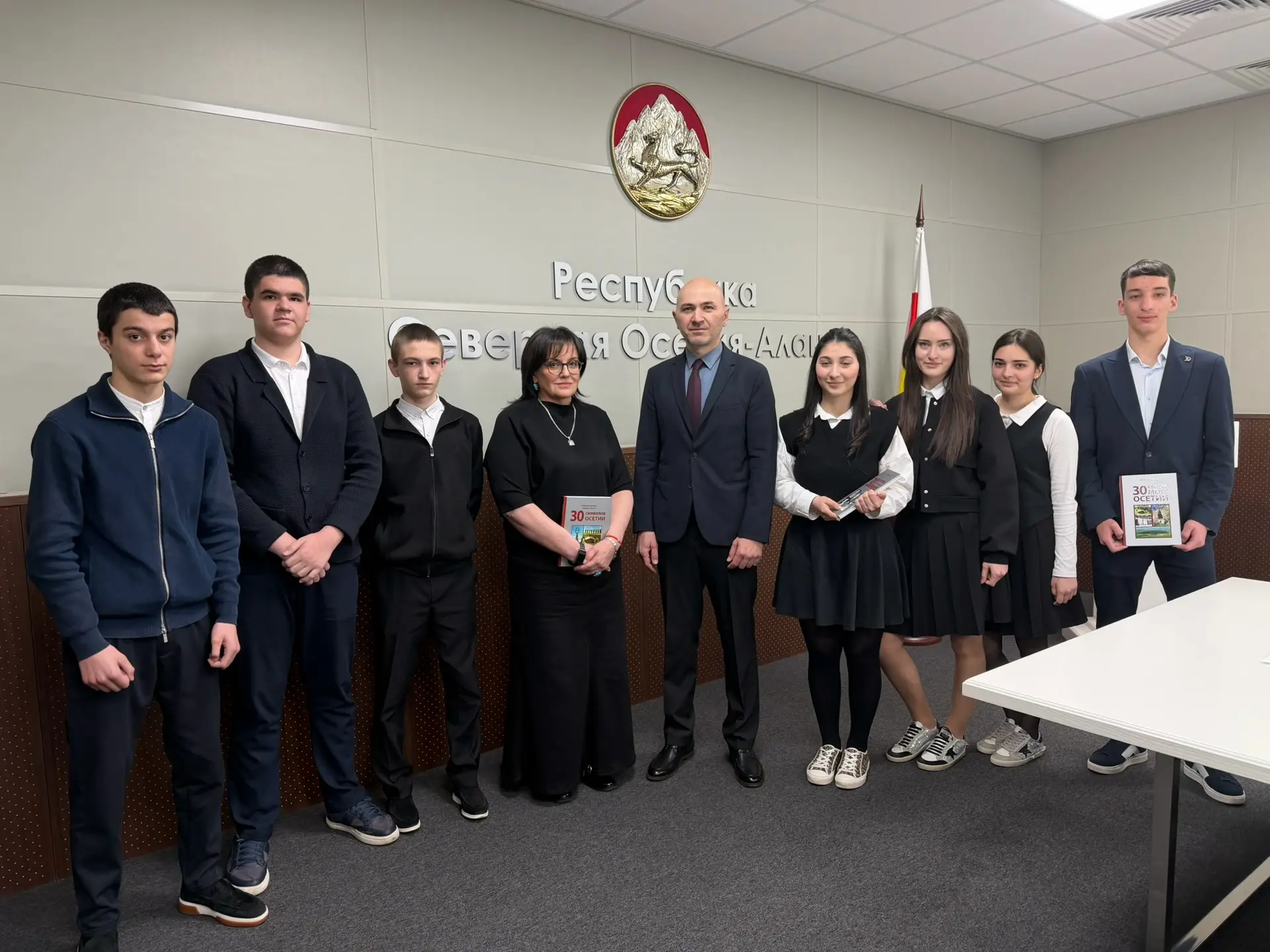 Утро в Избирательной комиссии РСО–Алания уже традиционно начинается с гостей! Утро в Избирательной комиссии РСО–Алания уже традиционно начинается с гостей!