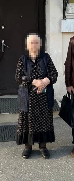 Оперативники отдела полиции №4 г. Владикавказа, задержали 72-летнюю горожанку, обещавшую за денежное вознаграждение оформить гражданам документы на получение инвалидности