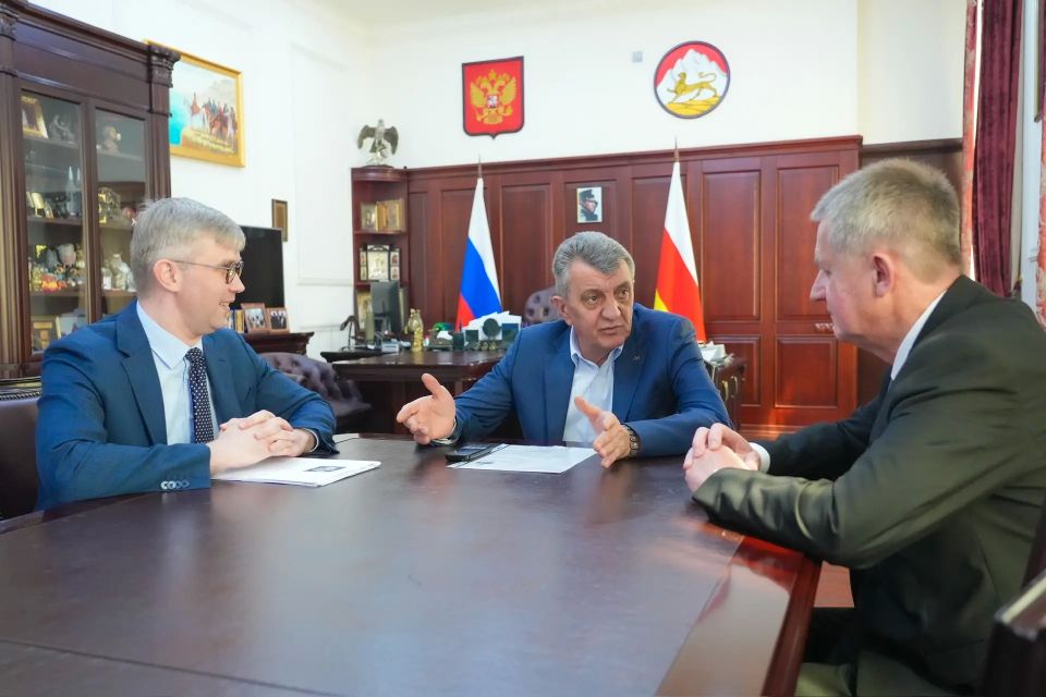 ����� ��� � ������ ������ ������� ������ ������� ������� � ������������ ������������ ����������� ������ �� ����� � ��������� (�������) ���� ���������