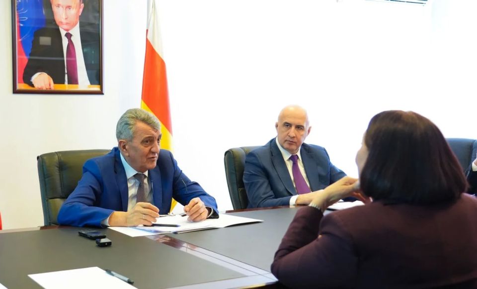 ����� ��� � ������ ������ ������� ������ ������ ����� ������� � �������� ���������� ���������� ��������� �� ������������