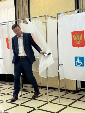 ���� ����� � � ������ ����