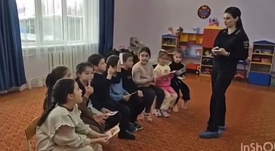 Инспектор по пропаганде Пригородного района провела профилактические занятия с воспитанниками детского сада в с. Камбилеевское