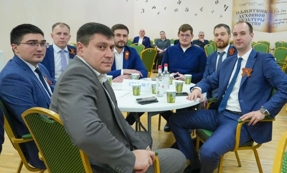 В Национальной научной библиотеке РСО – Алания состоялось очередное мероприятие в рамках республиканского проекта для руководителей органов исполнительной власти «Управленческие практики ОИВ» В Национальной научной библиотеке РСО – Алания состоялось очередное мероприятие в рамках республиканского проекта для руководителей органов исполнительной власти «Управленческие практики ОИВ»