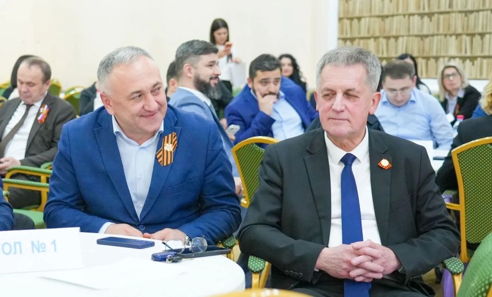 В Национальной научной библиотеке РСО – Алания состоялось очередное мероприятие в рамках республиканского проекта для руководителей органов исполнительной власти «Управленческие практики ОИВ» В Национальной научной библиотеке РСО – Алания состоялось очередное мероприятие в рамках республиканского проекта для руководителей органов исполнительной власти «Управленческие практики ОИВ»