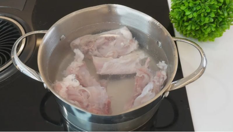 Идеальный куриный бульон: секреты прозрачности и вкуса