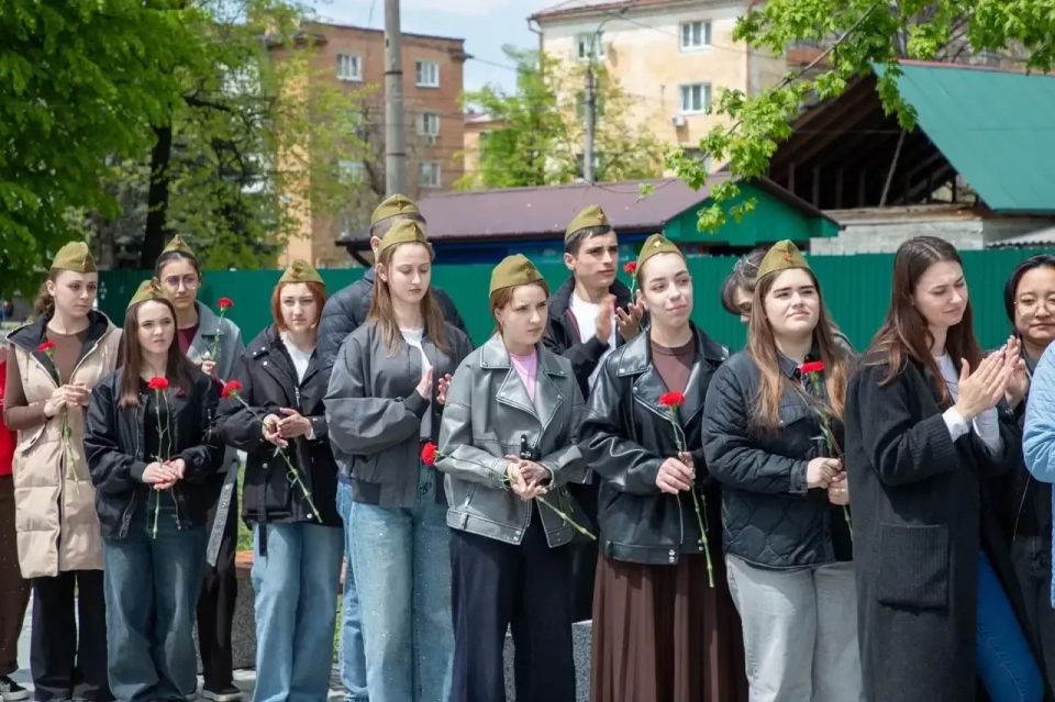 Во Владикавказе после реконструкции открылся сквер по улице Ватутина Во Владикавказе после реконструкции открылся сквер по улице Ватутина
