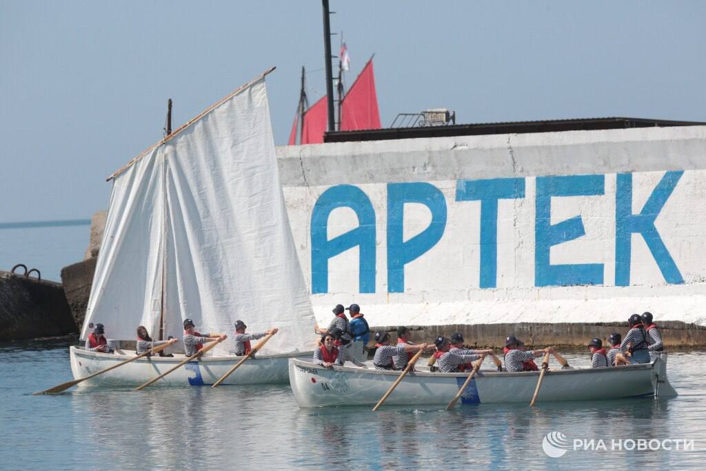 Аферисты создают поддельные сайты детских лагерей в преддверии летнего сезона
