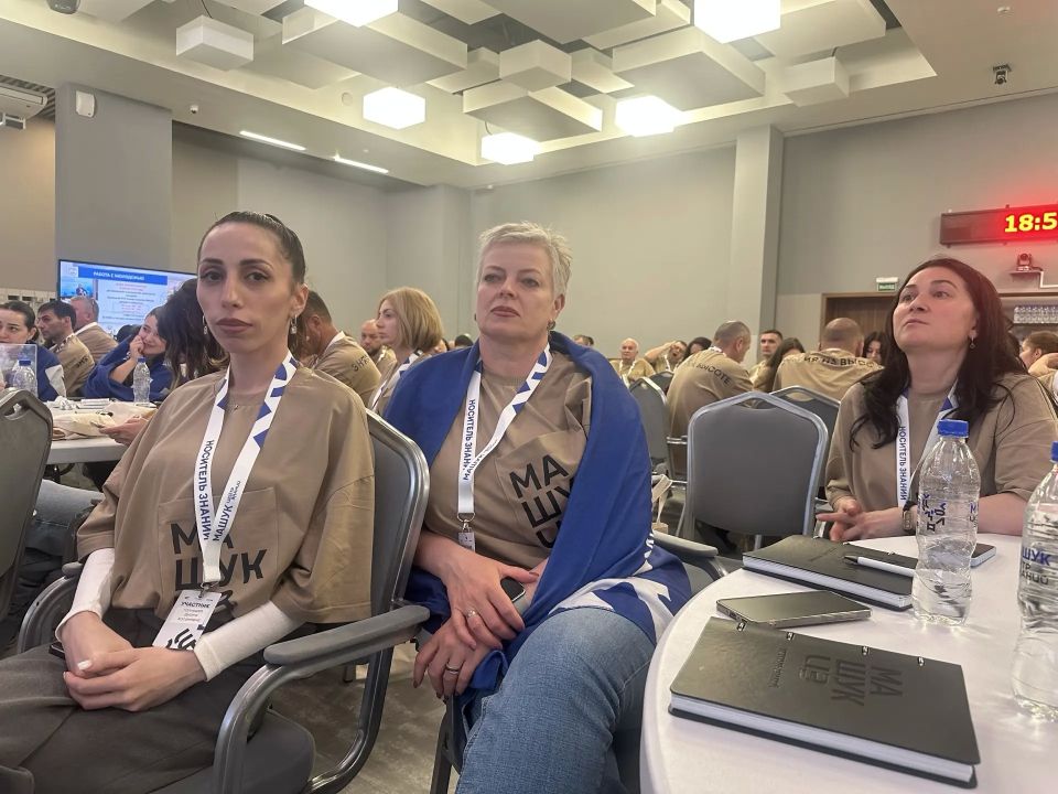 Второй день образовательного мероприятия «Коммуникация и лидерство в действии Второй день образовательного мероприятия «Коммуникация и лидерство в действии
