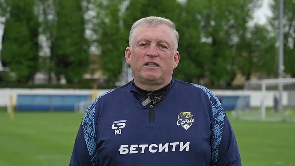 Игорь Оськин поздравляет футбольную школу «Юность» с 50-летним юбилеем