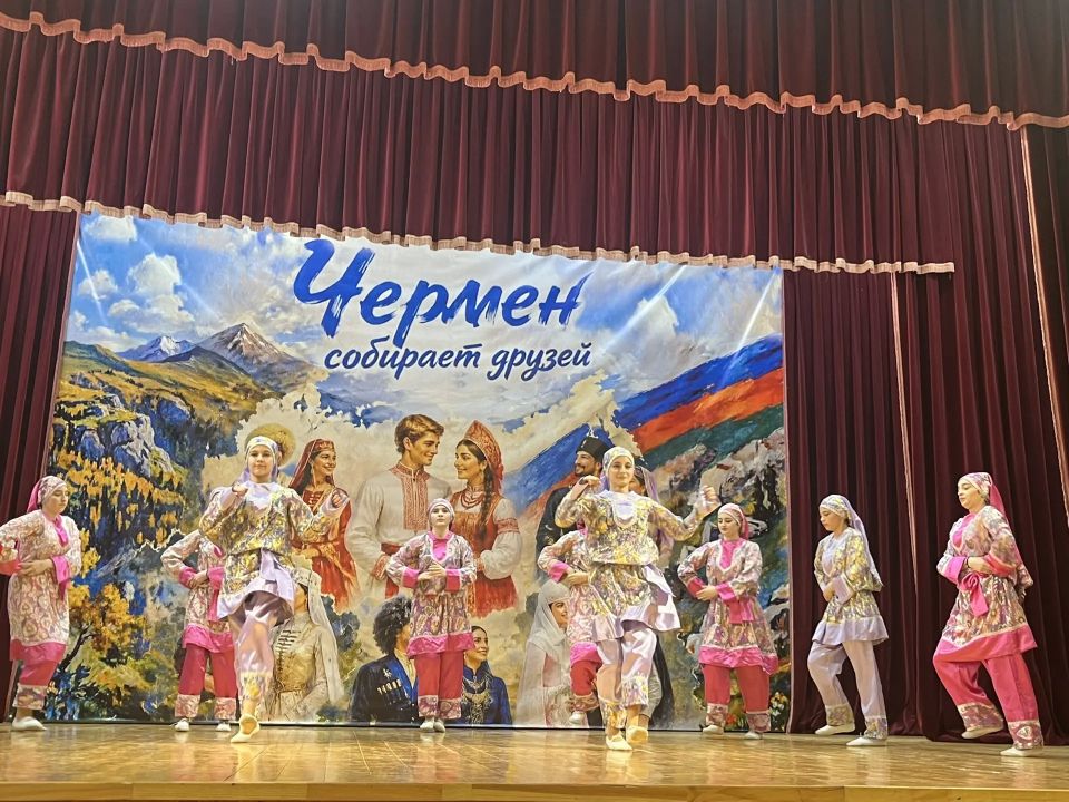 В селении Чермен Пригородного района прошел яркий праздник, посвященный Году единства народов России В селении Чермен Пригородного района прошел яркий праздник, посвященный Году единства народов России