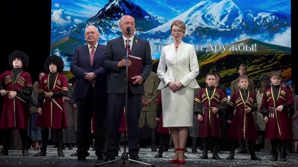 Спикеру Парламента РСО-Алания Таймуразу Тускаеву вручили Почетную грамоту Парламента Кабардино-Балкарской Республики