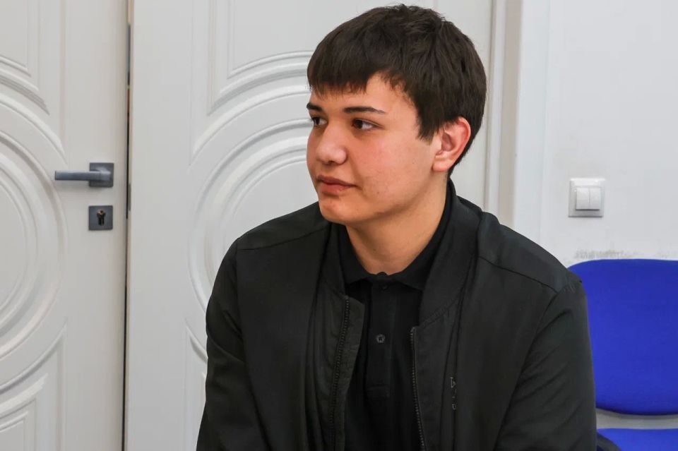 Зураб Дзоблаев провёл приём граждан во Владикавказе Зураб Дзоблаев провёл приём граждан во Владикавказе