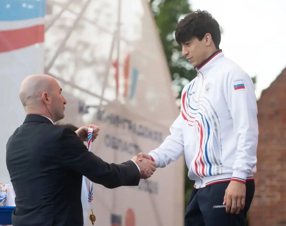 Спортсмен из Северной Осетии Марк Гаглойти завоевал золото Российско-Китайских молодёжных игр по ушу Спортсмен из Северной Осетии Марк Гаглойти завоевал золото Российско-Китайских молодёжных игр по ушу