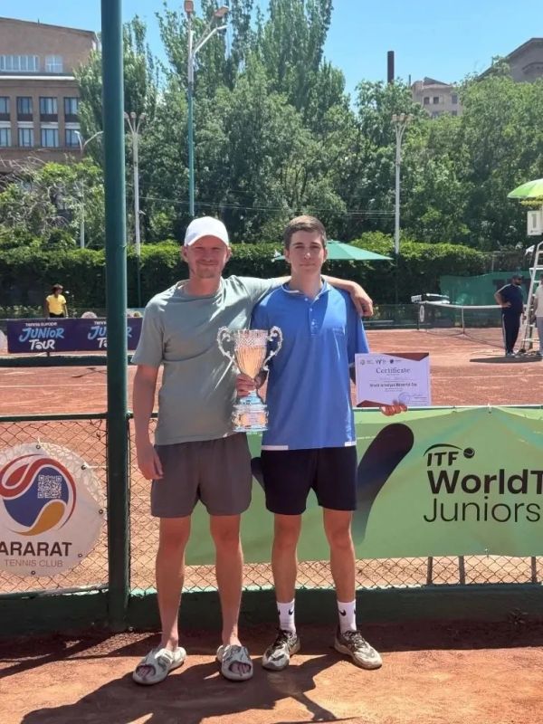 Георгий Маргиев стал победителем турнира серии J30 ITF в Ереване в одиночном разряде Георгий Маргиев стал победителем турнира серии J30 ITF в Ереване в одиночном разряде