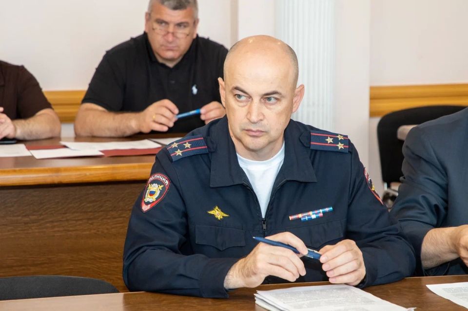 Под председательством мэра Владикавказа Вячеслава Мильдзихова состоялось рабочее совещание Антитеррористической комиссии муниципального образования Под председательством мэра Владикавказа Вячеслава Мильдзихова состоялось рабочее совещание Антитеррористической комиссии муниципального образования