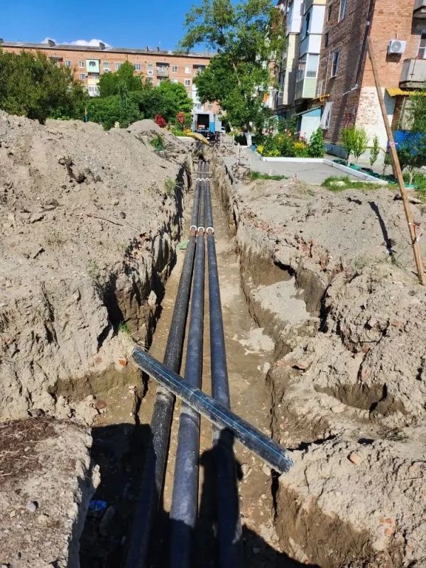 Водоканал меняет ветхую теплотрассу в микрорайоне Моздок-1 Водоканал меняет ветхую теплотрассу в микрорайоне Моздок-1