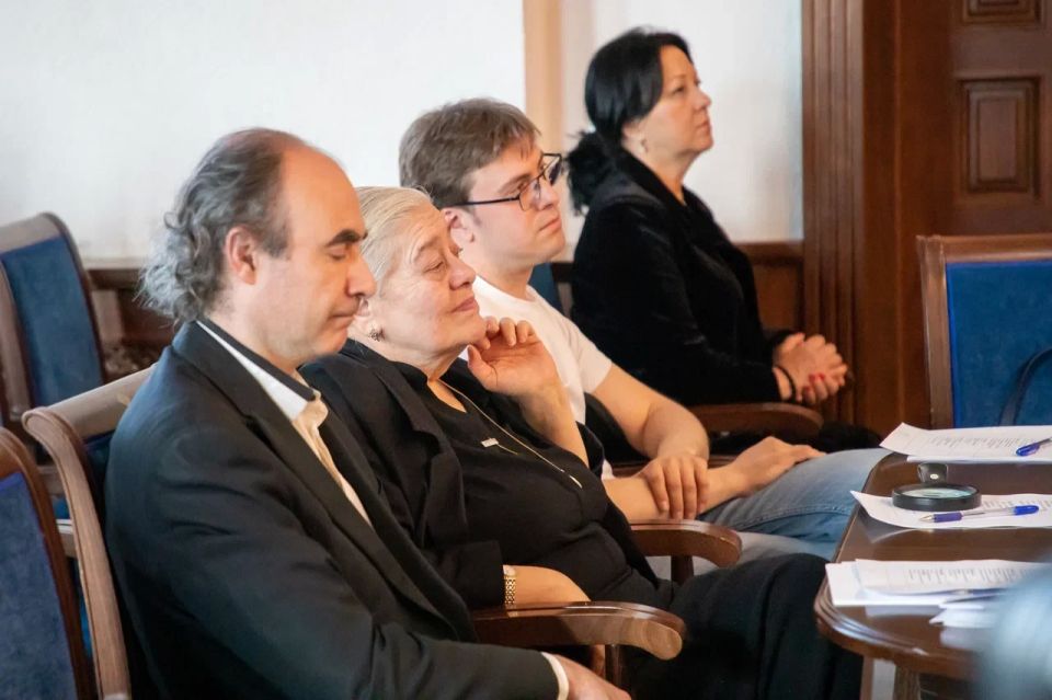 Во Владикавказе проходит IV конкурс юных пианистов имени Заремы Лолаевой Во Владикавказе проходит IV конкурс юных пианистов имени Заремы Лолаевой