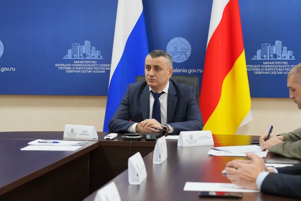 В связи с ухудшением погодных условий в Министерстве ЖКХ, топлива и энергетики работает оперативный штаб