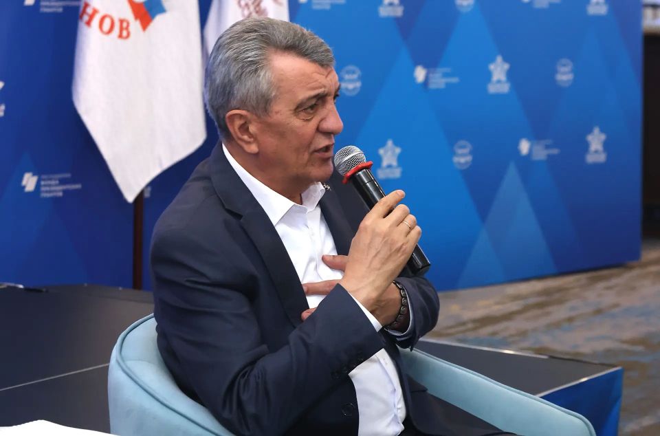 Глава РСО – Алания Сергей Меняйло выступил на открытии просветительской сессии «Наследие Глава РСО – Алания Сергей Меняйло выступил на открытии просветительской сессии «Наследие