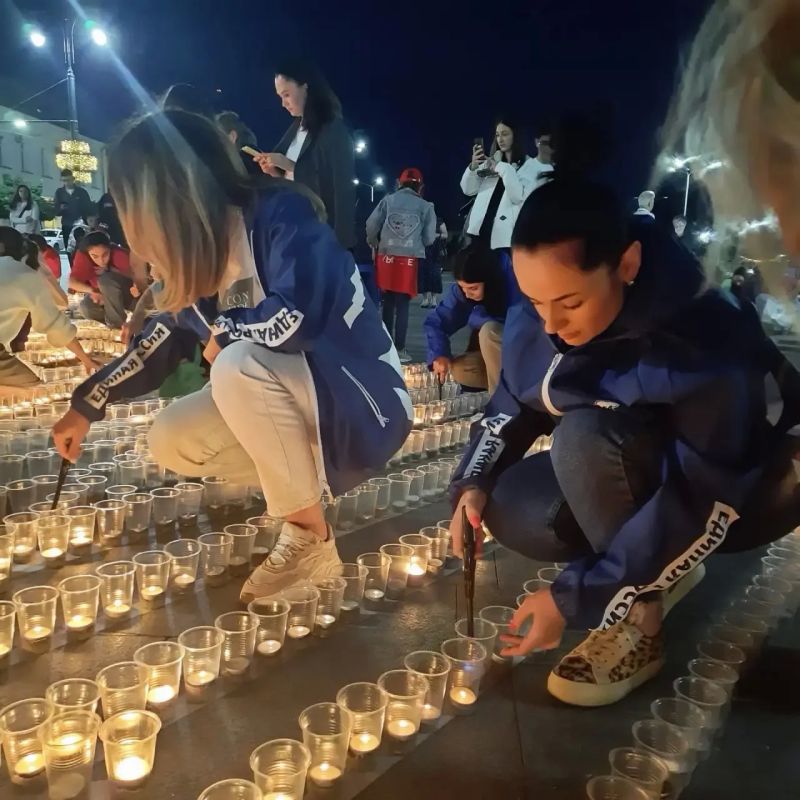 Сергей Меняйло: В ночь на 22 июня во Владикавказе проведём Всероссийскую акцию «Огненные картины войны» Сергей Меняйло: В ночь на 22 июня во Владикавказе проведём Всероссийскую акцию «Огненные картины войны»