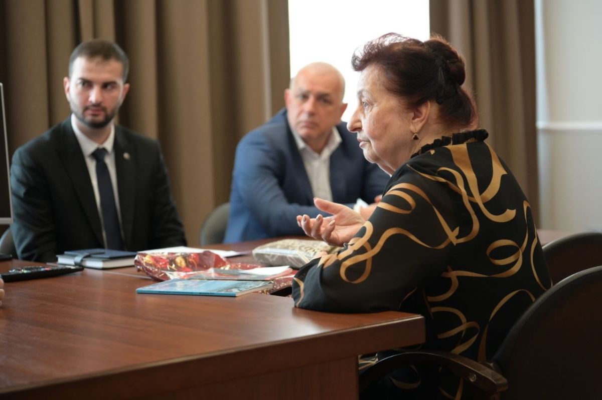 Провел личный прием граждан Провел личный прием граждан