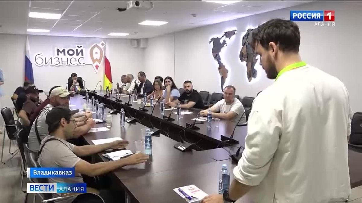 Центр "Мой бизнес" провел тренинг по повышению финансовой грамотности и успешной адаптации к предпринимательской деятельности участников СВО