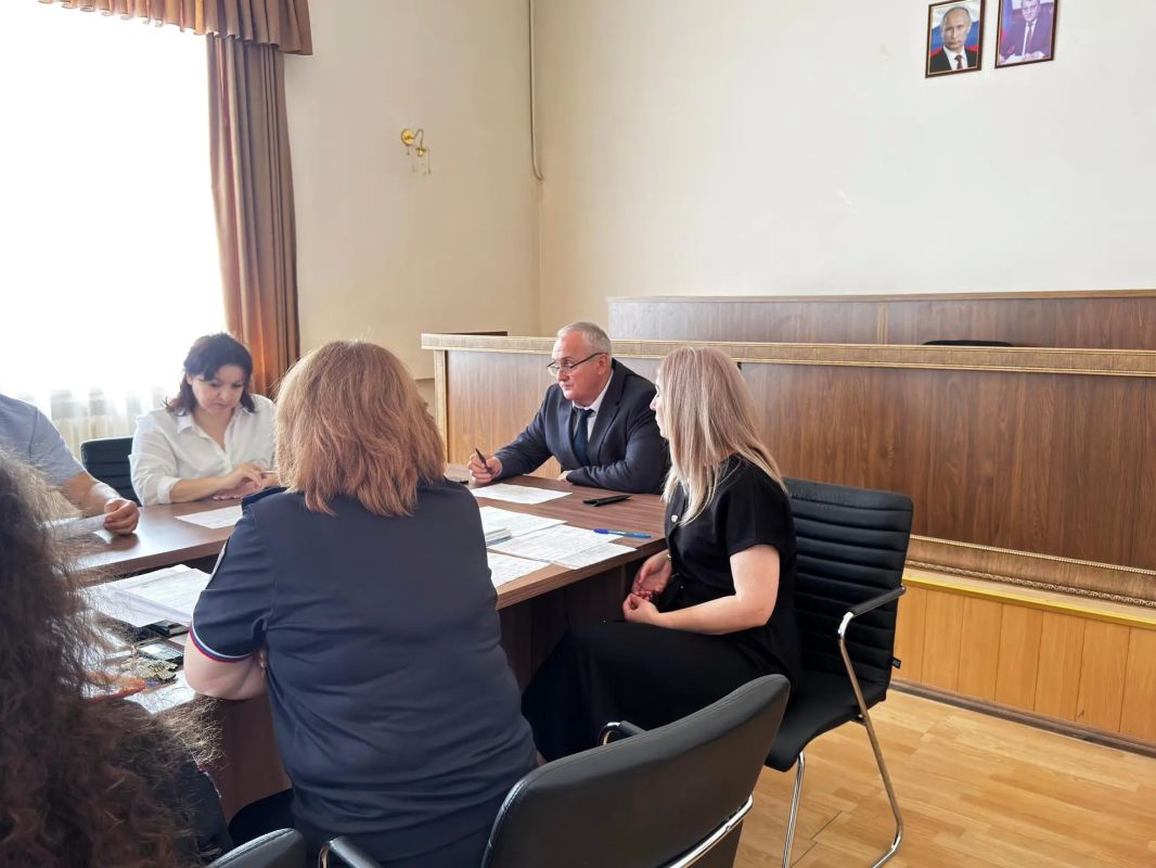 В Дигорском районе прошла важная встреча, организованная Отделением ГКУ "ЦЗН РСО-Алания" в Дигорском районе совместно с инспекторами ПДН МВД по Дигорскому району В Дигорском районе прошла важная встреча, организованная Отделением ГКУ "ЦЗН РСО-Алания" в Дигорском районе совместно с инспекторами ПДН МВД по Дигорскому району